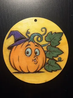 decorazione legno zucca simpatica